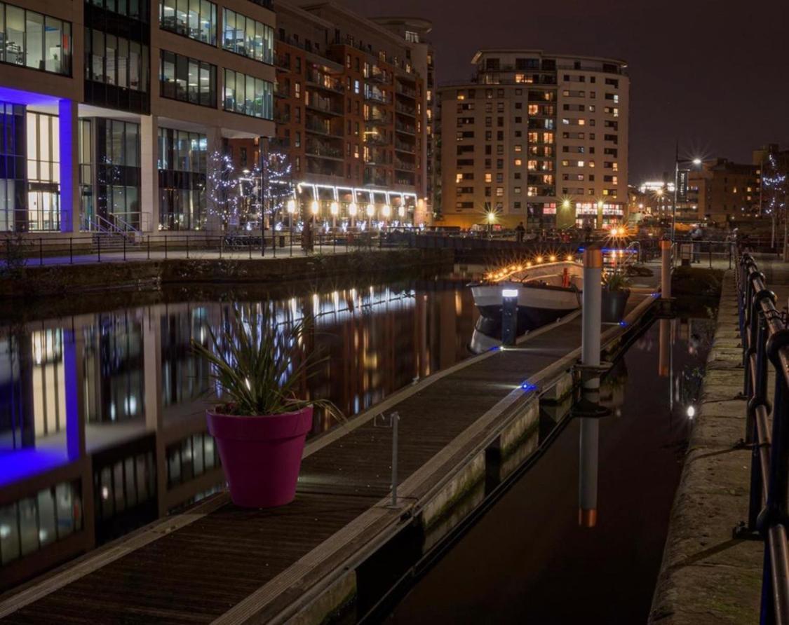 Primedoorstep Deluxe City Apt, River Canal View& Free Parking! Leeds  Extérieur photo